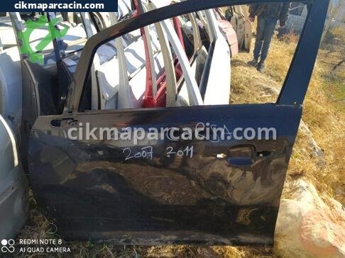Opel Corsa Sol Ön Kapı çıkma parça