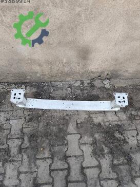Opel Crossland Ön Tampon Demiri çıkma parça