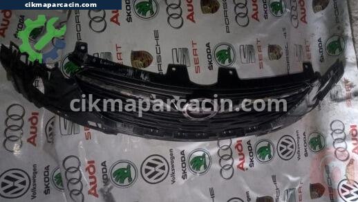 Opel Crossland Ön Panjur çıkma parça
