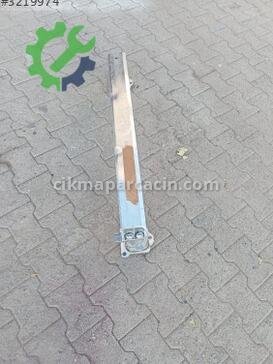 Opel Crossland Ön Tampon Demiri çıkma parça