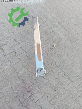 Opel Crossland Ön Tampon Demiri çıkma parça