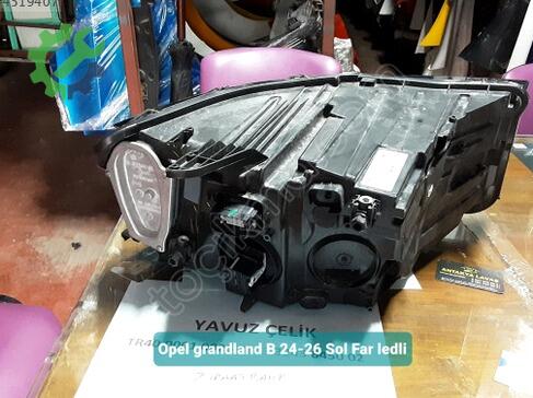 Opel Grandland Sol Ön Far 24-26 çıkma parça