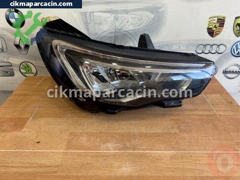 Opel Grandland Sağ Ön Far çıkma parça