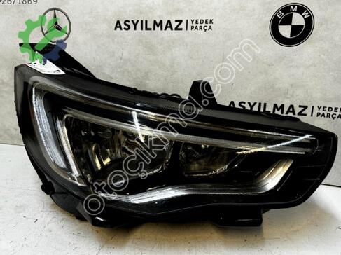 Opel Grandland Sağ Ön Far çıkma parça