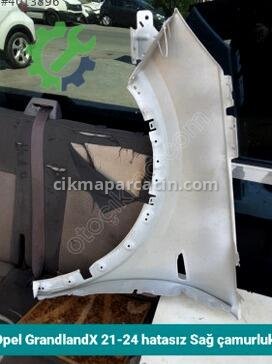Opel Grandland Sağ Çamurluk 21-24 çıkma parça