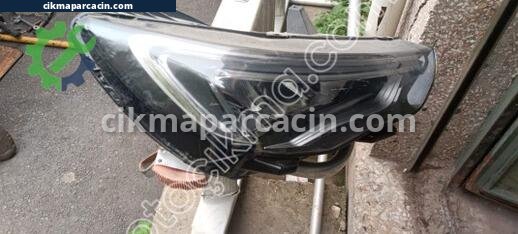 Opel Grandland Sağ Ön Far çıkma parça