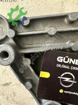 Opel Insignia Klima Kompresörü 55567289 çıkma parça