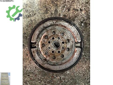 Opel Insignia Volant 5548550 çıkma parça