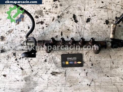 Opel Insignia Dolum Boğazı çıkma parça