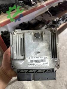 Opel Insignia Orijinal Çıkma Motor Beyni 55585024