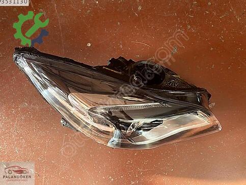 Opel Insignia Sağ Ön Far 2012-2016 çıkma parça
