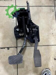 Orijinal Opel Insignia Pedal Çıkma (2. Adet)