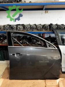 Orijinal Opel Insignia Sağ Ön Kapı Çıkma (2. Adet)