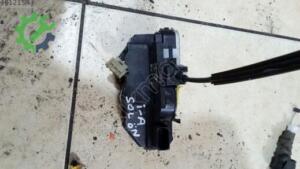 Opel Insignia Orijinal Çıkma Sol Ön Kapı Kilidi