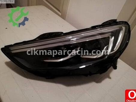 Opel Insignia LED Far çıkma parça
