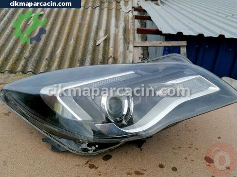 Opel Insignia Far çıkma parça