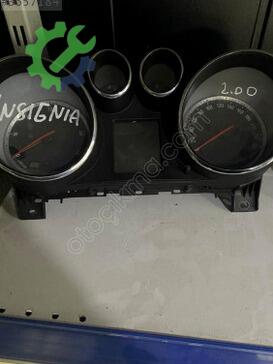 Opel Insignia Gösterge çıkma parça