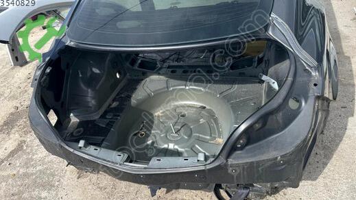 Opel Insignia Komple Arka çıkma parça