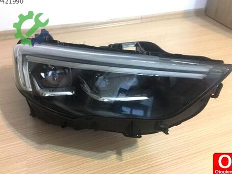 Opel Insignia LED Far çıkma parça