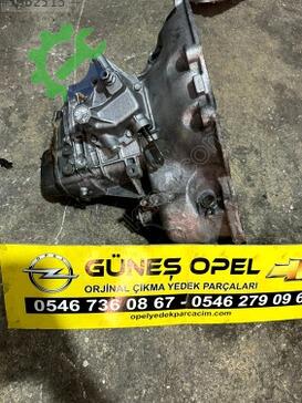 Opel Meriva Şanzıman Komple F17C374 çıkma parça