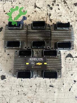 Opel Meriva Motor Beyni 12214830 çıkma parça
