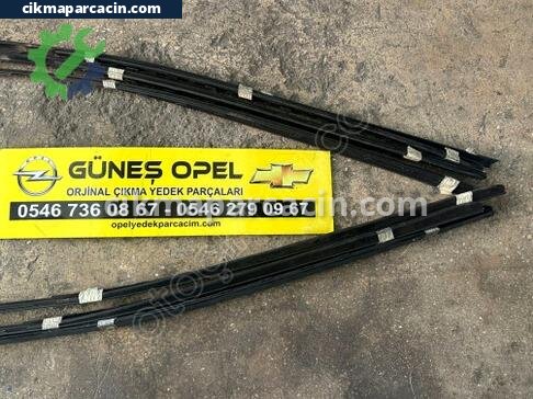 Opel Meriva Tavan Çıtası çıkma parça