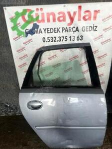 Opel Meriva Çıkma Sağ Arka Kapı