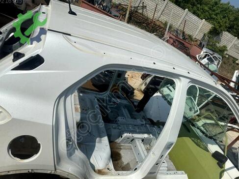 Opel Mokka Tavan çıkma parça