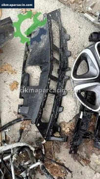 Opel Mokka Ön Panjur çıkma parça
