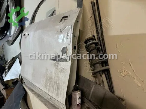 Opel Mokka Sağ Ön Kapı çıkma parça