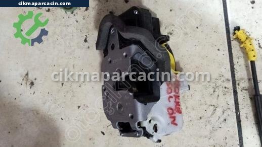 Opel Mokka Sol Ön Kapı Kilidi çıkma parça