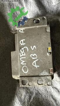 Opel Omega ABS Beyni 0265103034 çıkma parça
