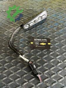 Çıkma Opel Omega Cam Düğmesi 90438544