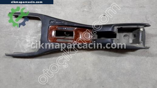 Opel Omega Orta Konsol çıkma parça