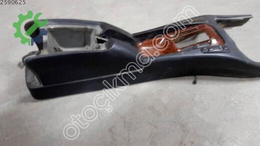 Opel Omega Orta Konsol çıkma parça