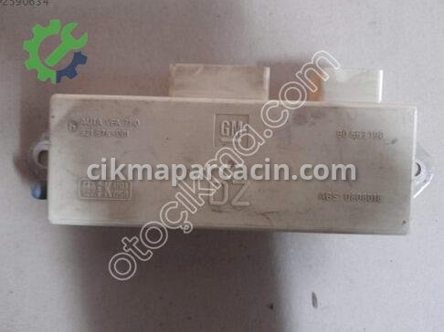Opel Omega Beyin 90565931 çıkma parça