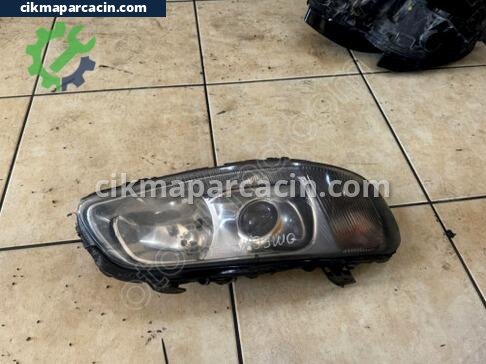 Opel Omega Sağ Ön Far çıkma parça