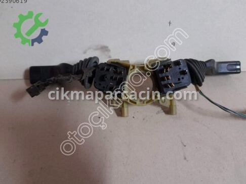 Opel Omega Sinyal çıkma parça