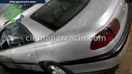 Opel Omega Arka Tavan Sacı çıkma parça