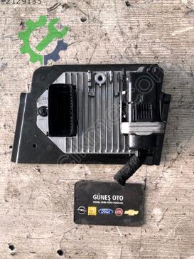 Opel Omega Motor Beyni 24426542 çıkma parça