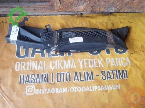 Opel Tigra Ön Cam Izgarası çıkma parça