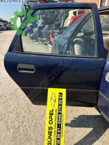 Opel Vectra Çıkma Sağ Arka Kapı