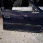 Opel Vectra-a sağ ön kapı