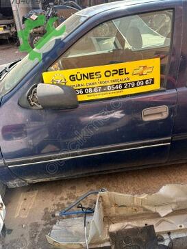 Opel Vectra Sol Ön Kapı çıkma parça