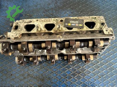 Opel Vectra Silindir Kapağı R90400187 çıkma parça