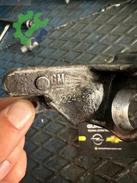 Opel Vectra Motor Braketi 1238114 çıkma parça