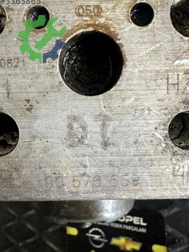 Opel Vectra ABS Beyni 90576559 çıkma parça