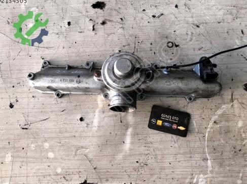 Opel Vectra Emme Manifoldu 90530759 çıkma parça