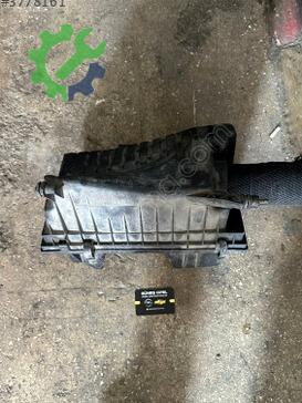 Opel Vectra Hava Filtresi Kutusu 90499538 çıkma parça