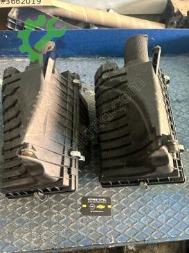 Opel Vectra Hava Filtresi Kutusu 90499599 çıkma parça